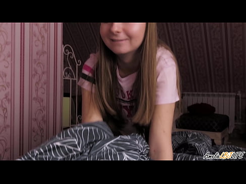 ❤️ Blondie duboko siše svoju drugu prijateljicu i dobiva spermu u usta ❤❌ Super seks na bs.masseffect1.ru ❌